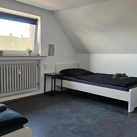 Vollausgestattet, Autobahn Naehe, Netflix, Youtube Amazon Prime Im Apartament *